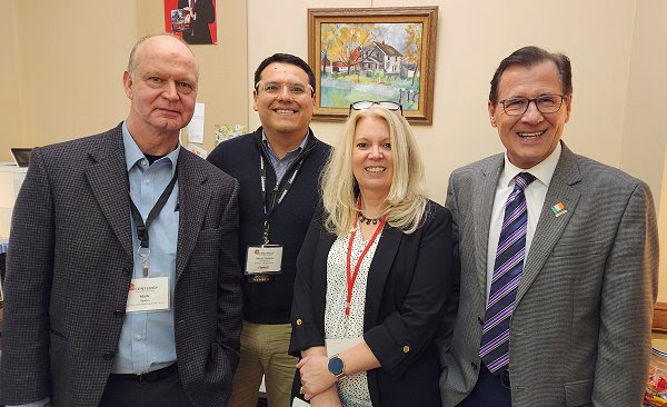 Folks from the Central Wisconsin Alliance for Economic Development stopped by Rep. Dave Murphy's office for a visit this week.