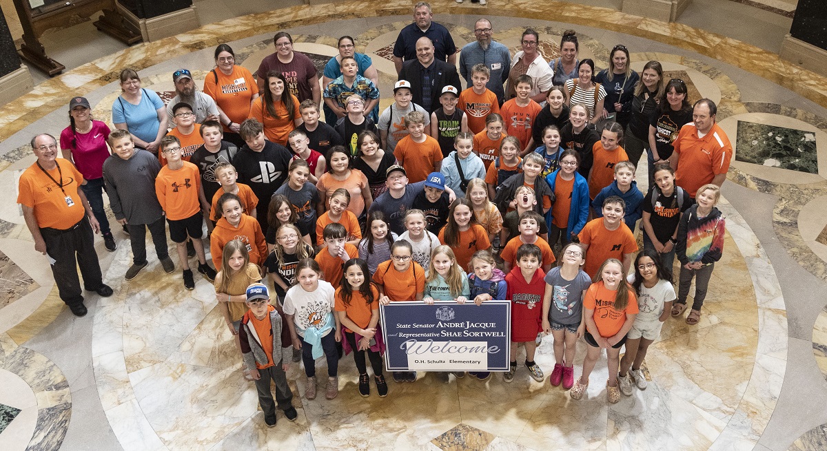 Rep. Shae Sortwell welcomed to the Wisconsin state capitol students from O.H. Schultz Elementary School.