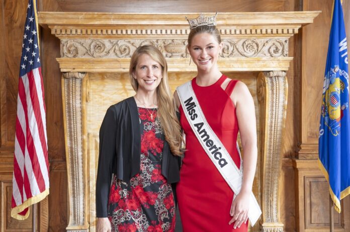 Wisconsin native Grace Stanke, now serving as Miss America, visited with Rep. Joy Goeben in Madison.