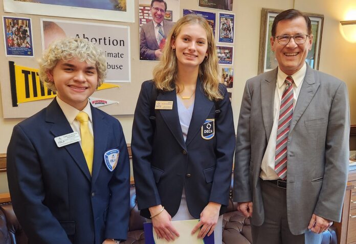 Members of statewide DECA and FBLA chapters visited the Wisconsin State Capitol office of Rep. Dave Murphy.