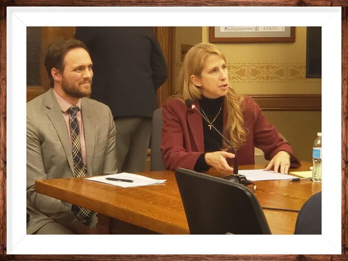 SB 467, authored in the Assembly by Wisconsin State Rep. Joy Goeben, is a common-sense approach to save Wisconsin taxpayers money on highway construction projects.