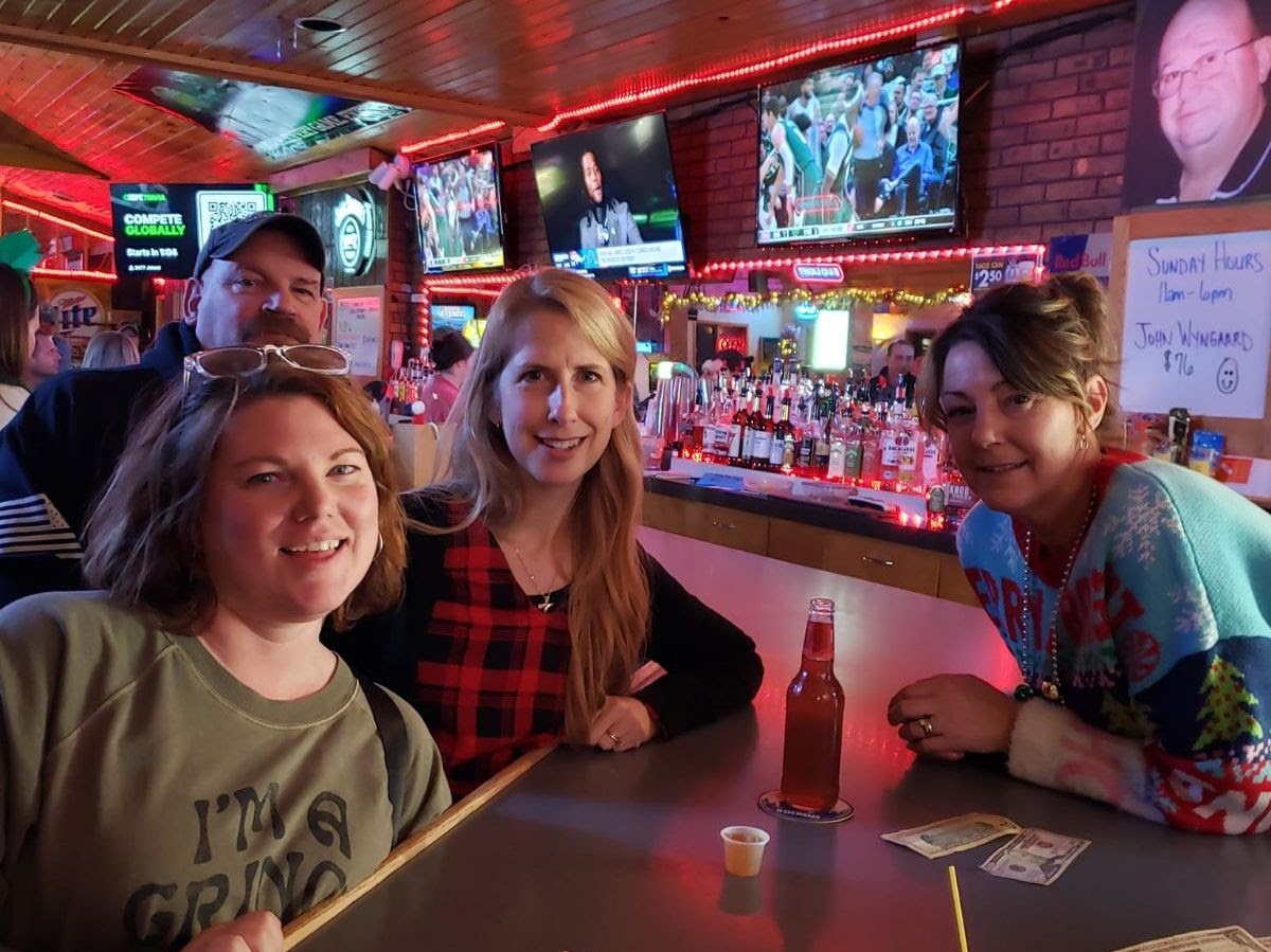 Kaukauna Lions Club Santa Pub Crawl was an amazing way to support local businesses as well as a great organization.