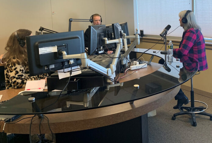 Conservative talk show host Steve Schroeder introduces his audience to Joan Ellis Beglinger, 2022 Independent Candidate for Wisconsin Governor.