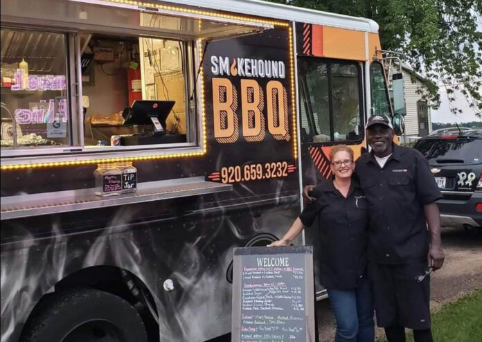 Shortening the overnight hours of food trucks seems a misguided policy unlikely to solve the issue of downtown violence after bars close.