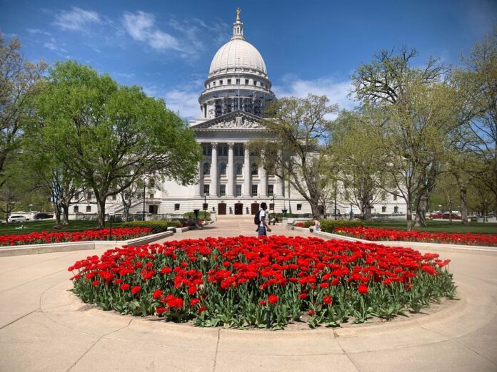 Each season at our Wisconsin State Capitol is uniquely beautiful--and spring is no exception! The tulips are in full bloom.