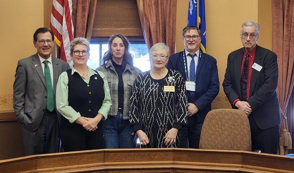 Wisconsin State Rep. Dave Murphy met with members of the Outagamie County Board.