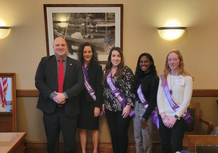 Representatives of St. Paul Elder Services in Kaukauna visited State Rep. Shae Sortwell to chat on behalf of the Alzheimer's Association.