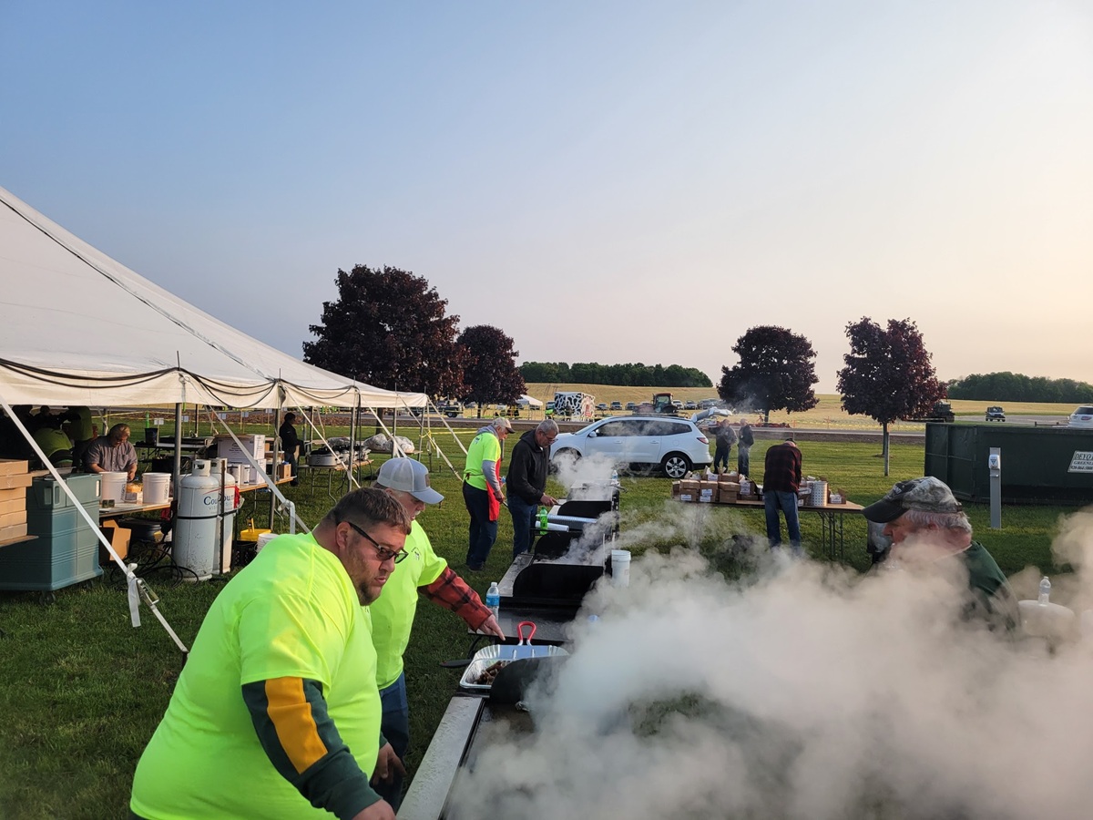 The Natzke family with Wayside Dairy hosted the 2025 Brown County Breakfast on the Farm.
