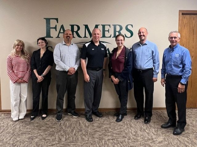 Wisconsin State Sen. Rachael Cabral-Guevara met with constituents at Farmers Bank.