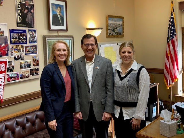 Wisconsin State Rep. Dave Murphy met with representatives of the Wisconsin Cheesemakers Association.