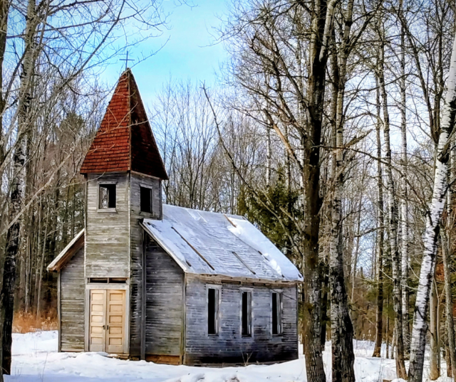 “Frost‑Held Faith” – submitted by Verchelle in De Pere.