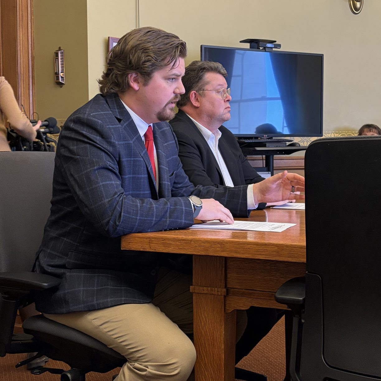 In the Senate Committee on Education, I testified in support of Senate Bill 785, which relates to including information about investigations of license holders in an online licensing portal maintained by the Department of Public Instruction. 