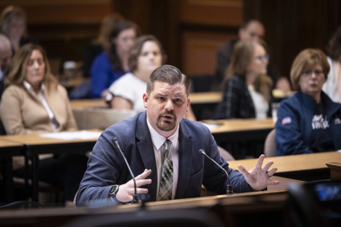 Wisconsin State Rep. Nate Gustafson introduced LRB-3635, which protects Wisconsin’s lakes and waterways by regulating wake-enhanced boating,