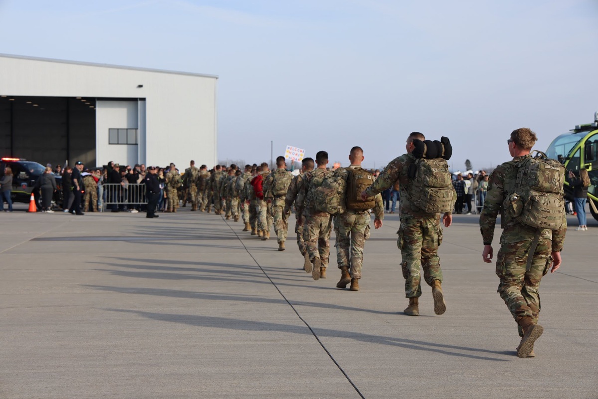 Wisconsin State Rep. Nate Gustafson attended the Army National Guard Homecoming Ceremony at the Appleton Flight Center, Hangar 3.