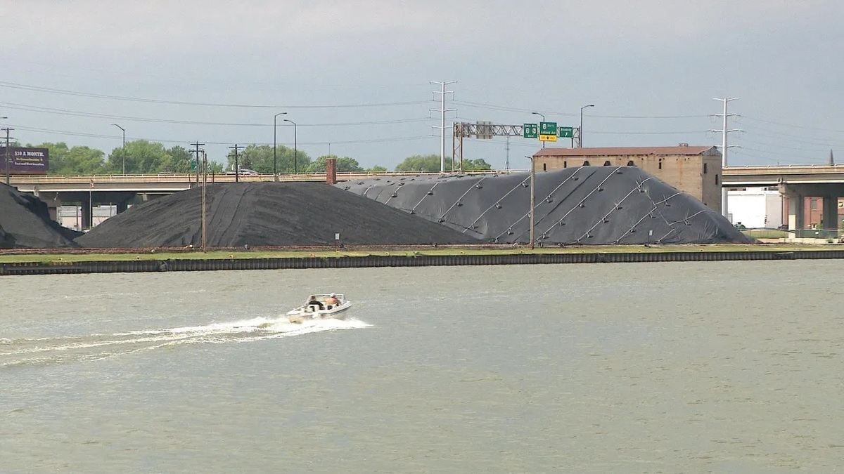 A 15-year effort to relocate the coal storage to a more suitable location will unlock nearly a quarter mile of riverfront for redevelopment and recreation.