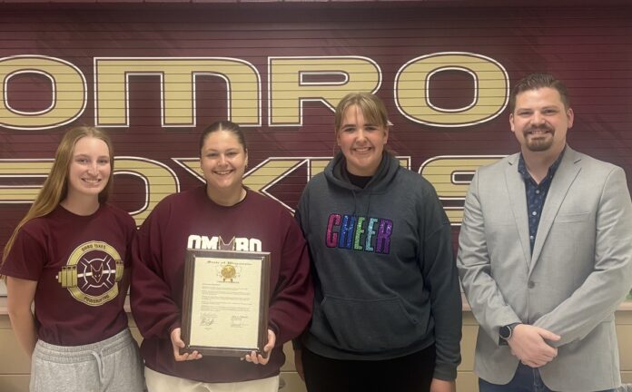 Congratulations to the Omro Foxes Girls’ Powerlifting Team for bringing home the Division 2 State Championship.